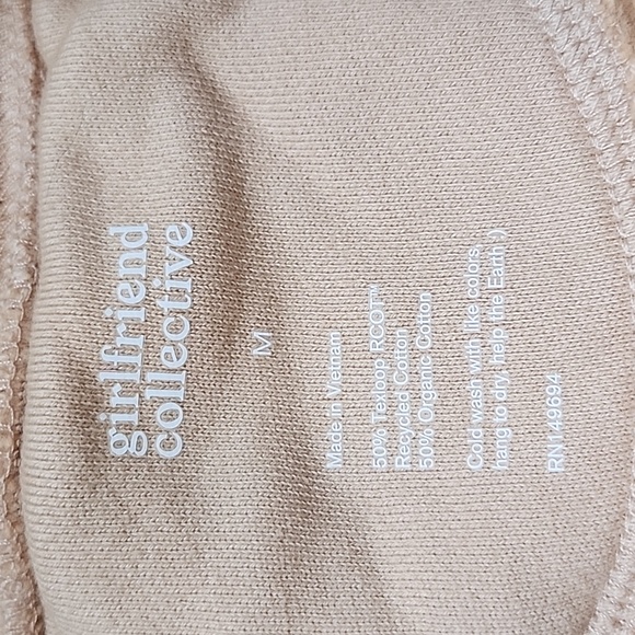 Girlfriend Collective crop crew neck sweatshirt in Canyon Size M - Picture 5 of 7